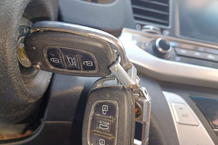 Used Hyundai Elantra (6th Generation / Lingdong) 2016 1.6L Automatic ZhiXuan – Elite Version Vehicle Key