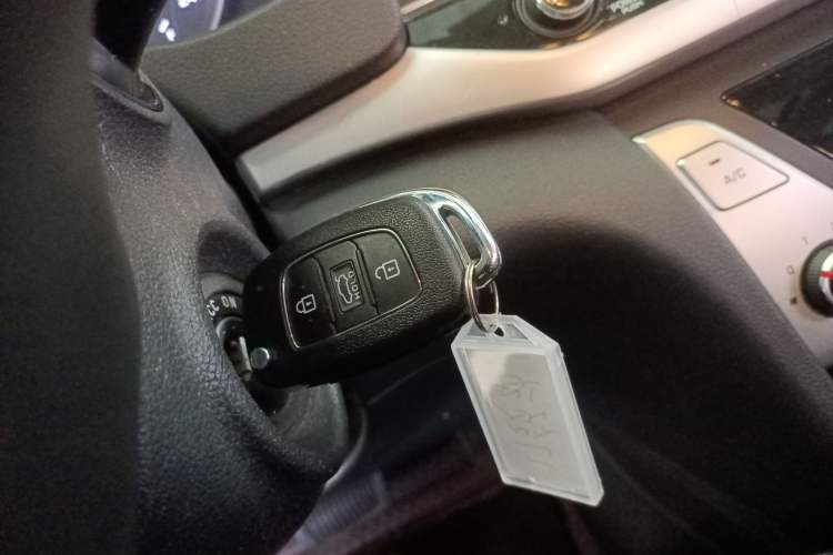 Used Hyundai Elantra (6th Generation / Lingdong) 2016 1.6L Automatic ZhiXuan – Elite Version Vehicle Key