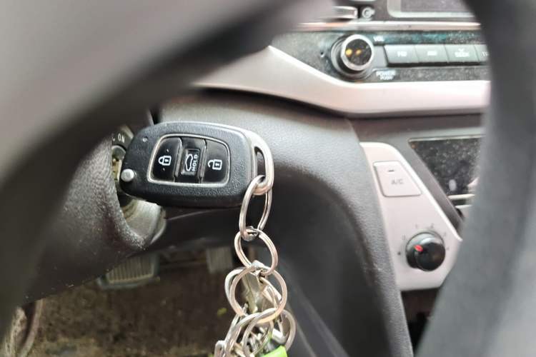 Used Hyundai Elantra (6th Generation / Lingdong) 2016 1.6L Automatic ZhiXuan – Elite Version Vehicle Key
