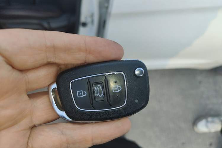 Used Hyundai Elantra (6th Generation / Lingdong) 2016 1.6L Automatic ZhiXuan – Elite Version Vehicle Key