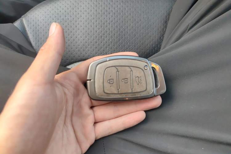 Used Hyundai Elantra (6th Generation / Lingdong) 2016 1.6L Automatic ZhiXuan – Elite Version Vehicle Key
