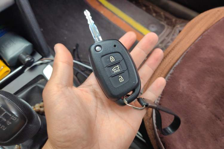 Used Hyundai Elantra (6th Generation / Lingdong) 2016 1.6L Manual ZhiXuan·Youth Edition Vehicle Key