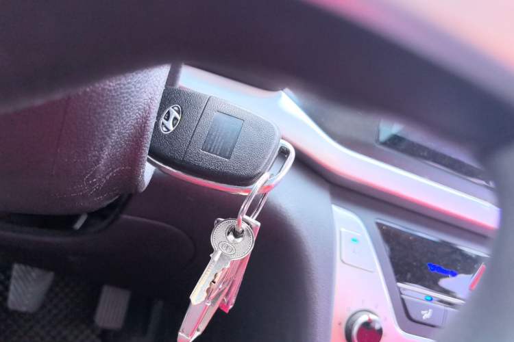 Used Hyundai Elantra (6th Generation / Lingdong) 2016 1.6L Manual ZhiXuan · Dynamic Model Vehicle Key