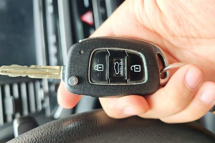 Used Hyundai Elantra (6th Generation / Lingdong) 2016 1.6L Automatic ZhiXuan – Elite Version Vehicle Key