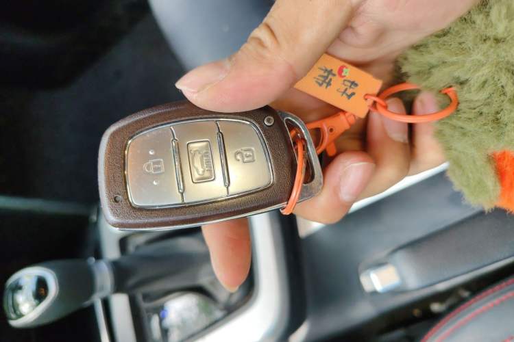 Used Hyundai Elantra (6th Generation / Lingdong) 2016 1.6L Automatic ZhiXuan – Elite Version Vehicle Key