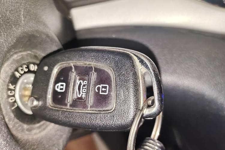 Used Hyundai Elantra (6th Generation / Lingdong) 2016 1.6L Automatic ZhiXuan – Elite Version Vehicle Key