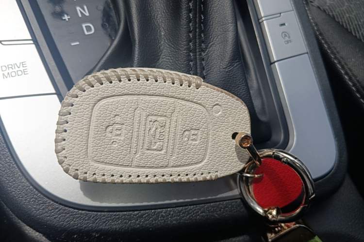 Used Hyundai Elantra (6th Generation / Lingdong) 2016 1.6L Automatic ZhiXuan – Elite Version Vehicle Key