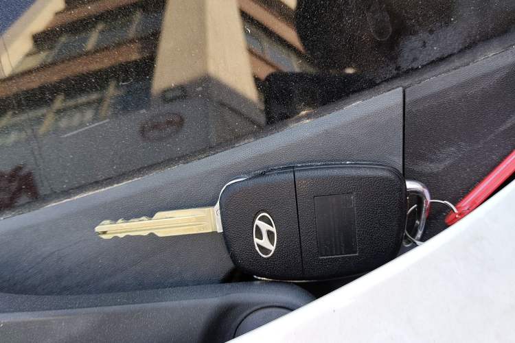 Used Hyundai Elantra (6th Generation / Lingdong) 2016 1.6L Automatic ZhiXuan – Elite Version Vehicle Key