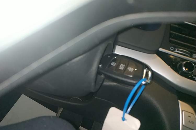 Used Hyundai Elantra (6th Generation / Lingdong) 2016 1.6L Automatic ZhiXuan – Elite Version Vehicle Key