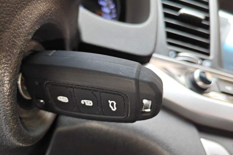 Used Hyundai Elantra (6th Generation / Lingdong) 2016 1.6L Automatic ZhiXuan – Elite Version Vehicle Key