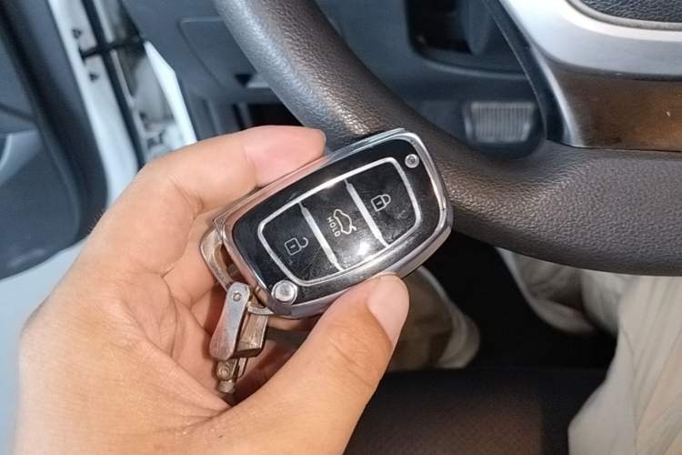 Used Hyundai Elantra (6th Generation / Lingdong) 2016 1.6L Automatic ZhiXuan – Elite Version Vehicle Key