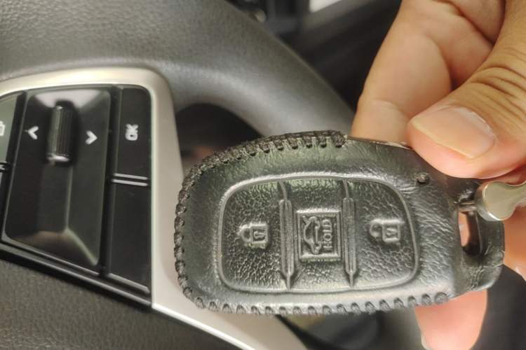 Used Hyundai Elantra (6th Generation / Lingdong) 2016 1.6L Automatic ZhiXuan – Elite Version Vehicle Key