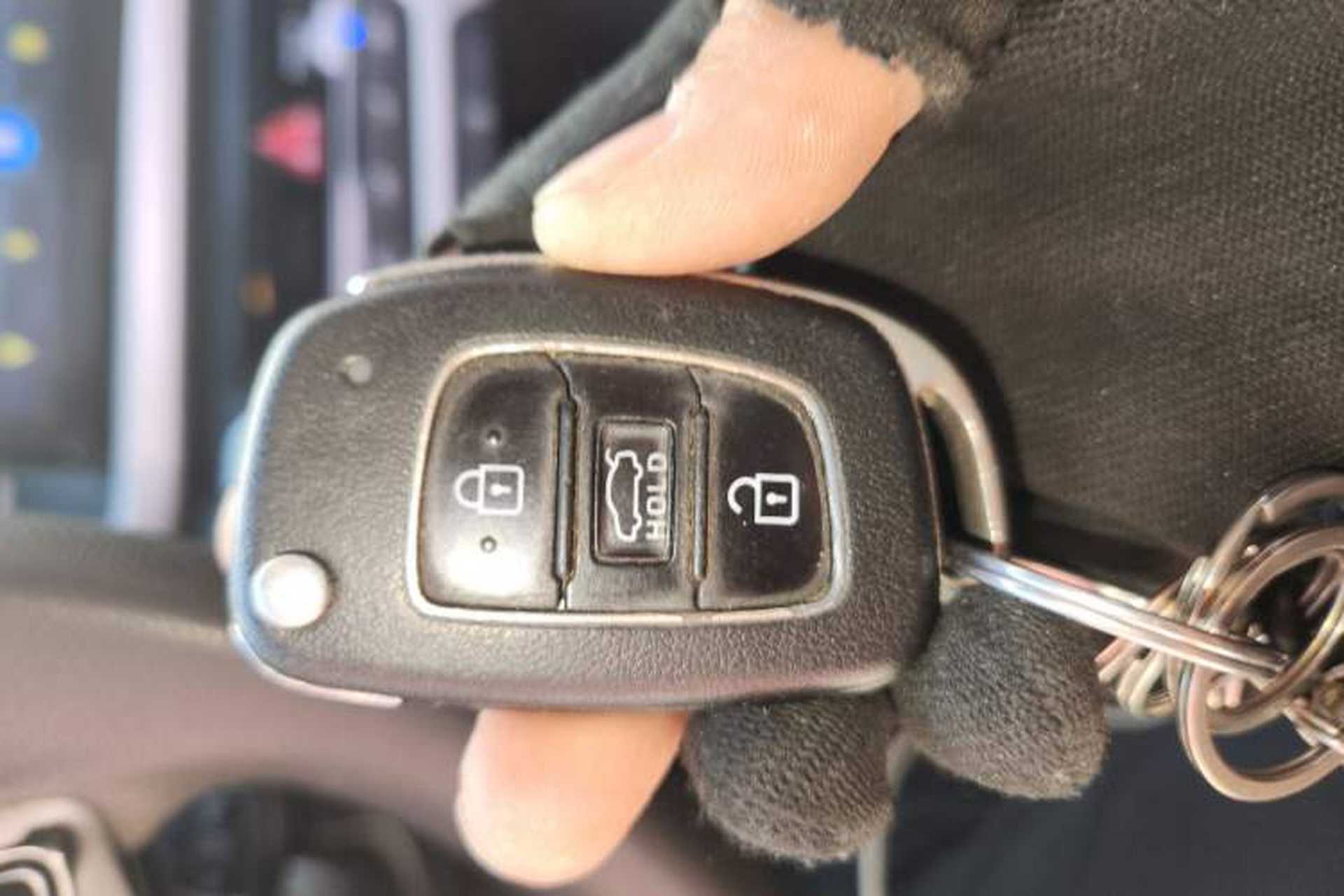 Used Hyundai Elantra (6th Generation / Lingdong) 2016 1.6L Manual ZhiXuan·Youth Edition Vehicle Key