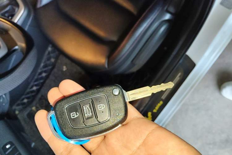 Used Hyundai Elantra (6th Generation / Lingdong) 2016 1.6L Automatic ZhiXuan – Elite Version Vehicle Key