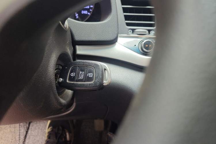 Used Hyundai Elantra (6th Generation / Lingdong) 2016 1.6L Automatic ZhiXuan – Elite Version Vehicle Key