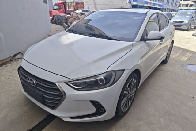 Ojetý Hyundai Elantra (6th Generation / Lingdong) 2016 1.6L Automatic ZhiXuan – Elite Version