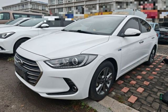 Ojetý Hyundai Elantra (6th Generation / Lingdong) 2016 1.4T Dual-Clutch Xuan Dong · Dynamic Version