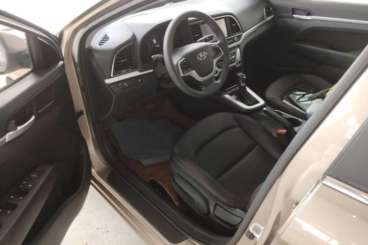 Used Hyundai Elantra (6th Generation / Lingdong) 2016 1.6L Automatic ZhiXuan – Elite Version Driver Seat