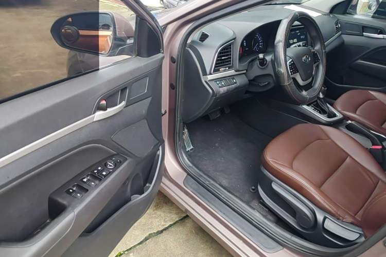 Used Hyundai Elantra (6th Generation / Lingdong) 2016 1.6L Automatic ZhiXuan – Elite Version Driver Seat