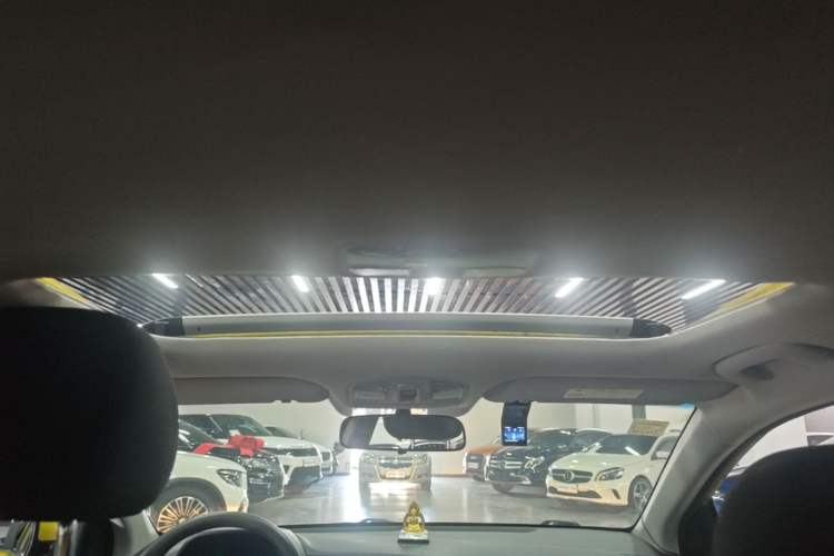 Used Hyundai Elantra (6th Generation / Lingdong) 2016 1.6L Automatic ZhiXuan – Elite Version Headliner