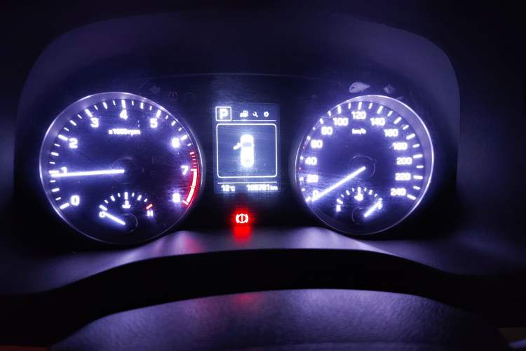 Used Hyundai Elantra (6th Generation / Lingdong) 2016 1.6L Automatic ZhiXuan · Luxury Version Instrument Cluster
