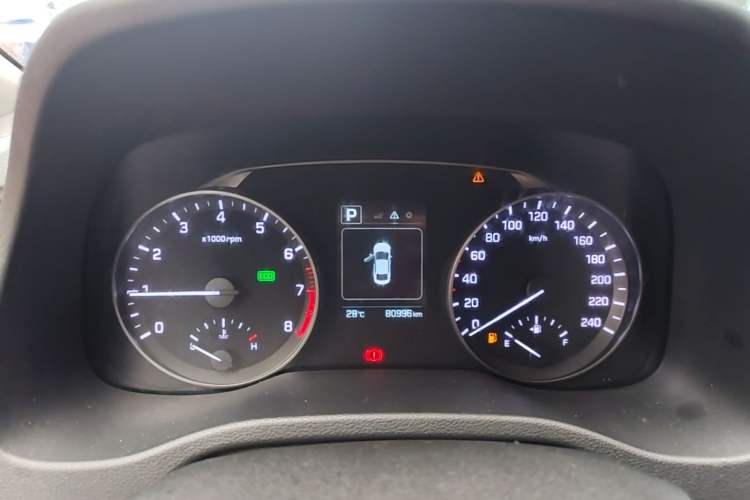 Used Hyundai Elantra (6th Generation / Lingdong) 2016 1.6L Automatic ZhiXuan – Elite Version Instrument Cluster