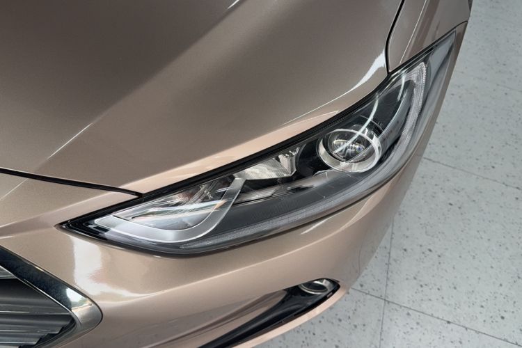 Used Hyundai Elantra (6th Generation / Lingdong) 2016 1.6L Automatic ZhiXuan – Elite Version Left Front Headlight