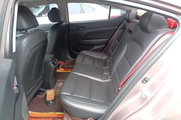 Used Hyundai Elantra (6th Generation / Lingdong) 2016 1.4T Dual-Clutch Xuan Dong·Elite Version Left Rear Seat