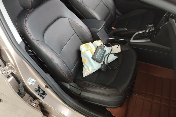 Used Hyundai Elantra (6th Generation / Lingdong) 2016 1.6L Automatic ZhiXuan – Elite Version Right Front Seat