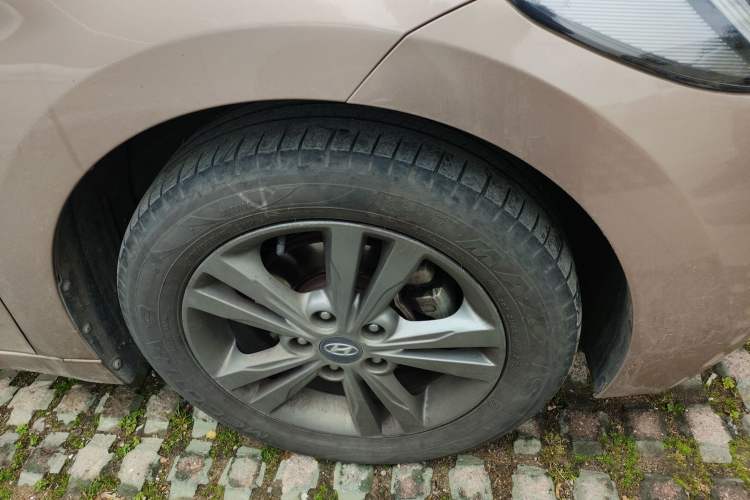 Used Hyundai Elantra (6th Generation / Lingdong) 2016 1.4T Dual-Clutch Xuan Dong · Dynamic Version Right Front Wheel Hub