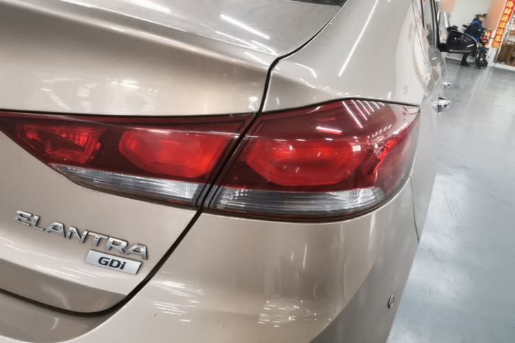 Used Hyundai Elantra (6th Generation / Lingdong) 2016 1.6L Automatic ZhiXuan – Elite Version Right Rear Taillight