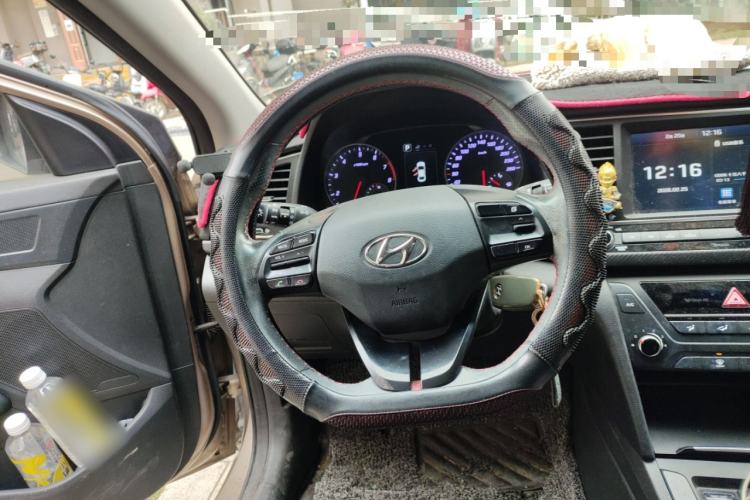 Used Hyundai Elantra (6th Generation / Lingdong) 2016 1.4T Dual-Clutch Xuan Dong · Dynamic Version Steering Wheel