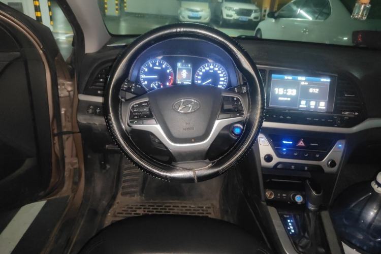 Used Hyundai Elantra (6th Generation / Lingdong) 2016 1.6L Automatic ZhiXuan – Elite Version Steering Wheel