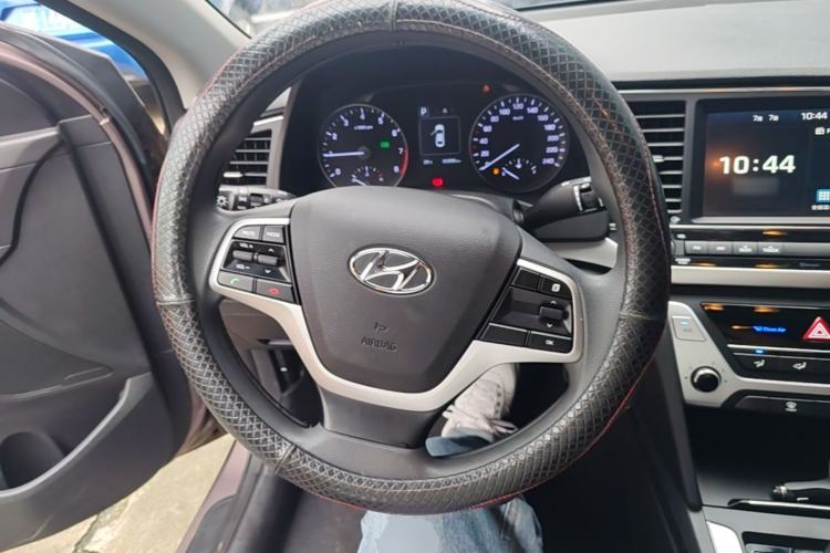 Used Hyundai Elantra (6th Generation / Lingdong) 2016 1.6L Automatic ZhiXuan – Elite Version Steering Wheel