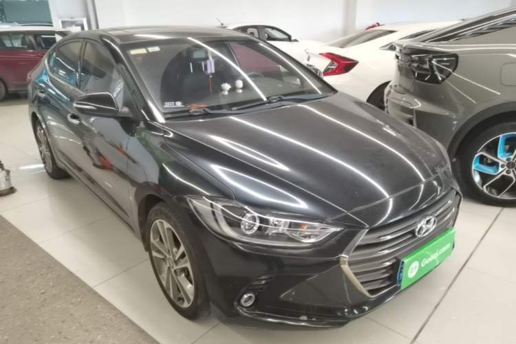 Used Hyundai Elantra (6th Generation / Lingdong) 2018 1.6L Automatic 15th Anniversary Special Edition Front Right 45 Deg