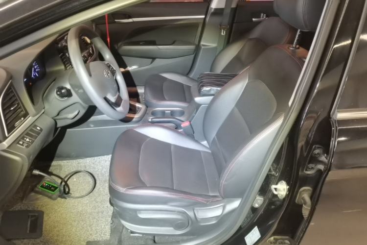 Used Hyundai Elantra (6th Generation / Lingdong) 2018 1.6L Automatic 15th Anniversary Special Edition Left Front Seat