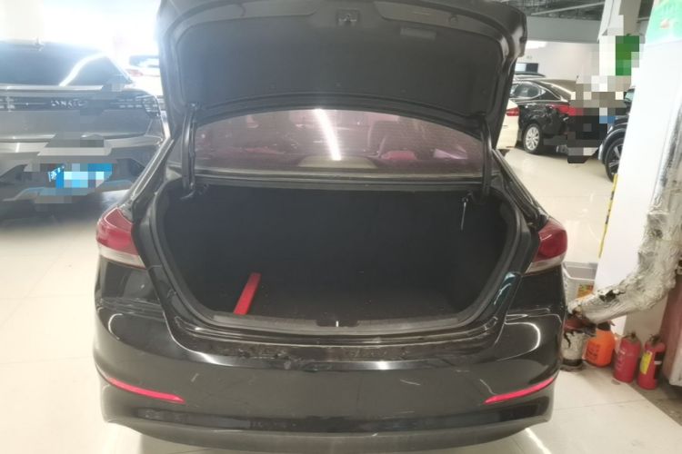 Used Hyundai Elantra (6th Generation / Lingdong) 2018 1.6L Automatic 15th Anniversary Special Edition Trunk