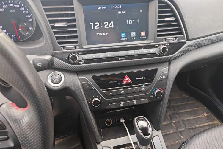 Used Hyundai Elantra (6th Generation / Lingdong) 2018 1.4T Dual-Clutch Xuan Dong · Dynamic Edition Audio And AC Panel