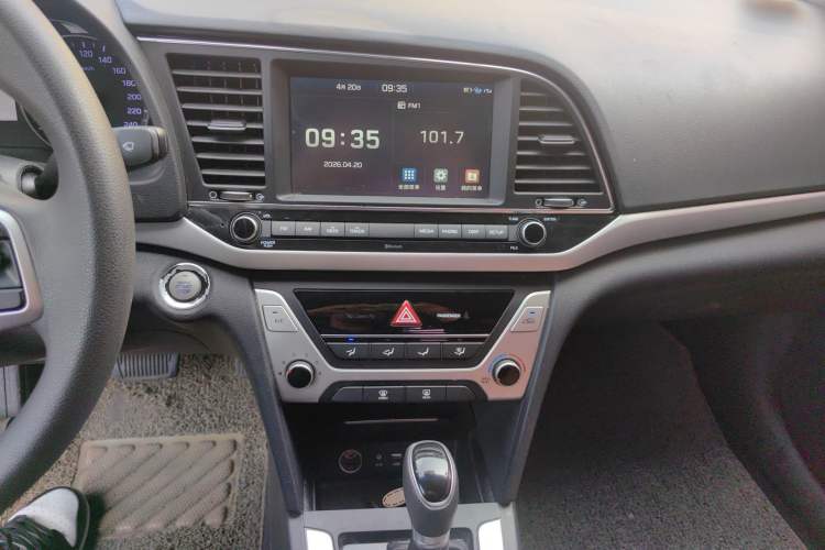 Used Hyundai Elantra (6th Generation / Lingdong) 2018 1.6L Automatic 15th Anniversary Special Edition Audio And AC Panel