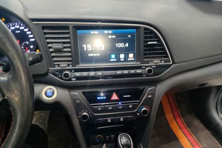 Used Hyundai Elantra (6th Generation / Lingdong) 2018 1.4T Dual-Clutch Xuan Dong · Dynamic Edition Audio And AC Panel
