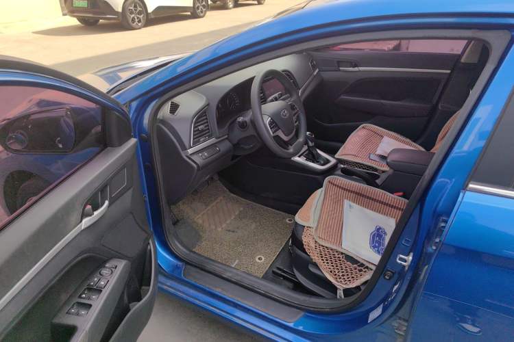 Used Hyundai Elantra (6th Generation / Lingdong) 2018 1.6L Automatic 15th Anniversary Special Edition Driver Seat