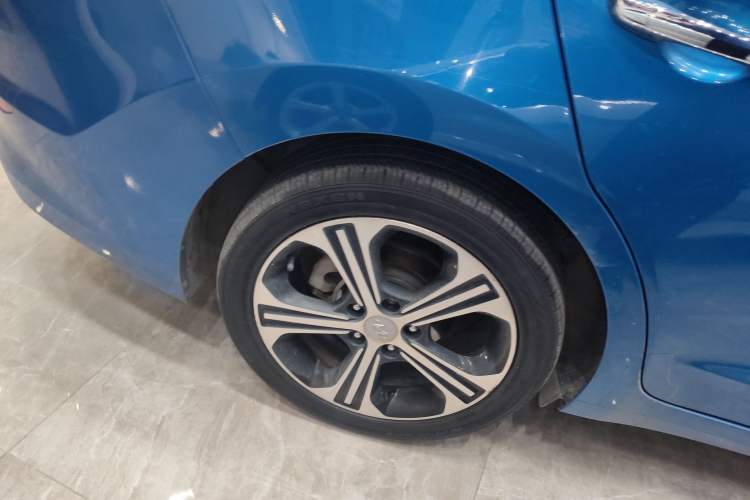 Used Hyundai Elantra (6th Generation / Lingdong) 2018 1.4T Dual-Clutch Xuan Dong · Dynamic Edition Exterior 5