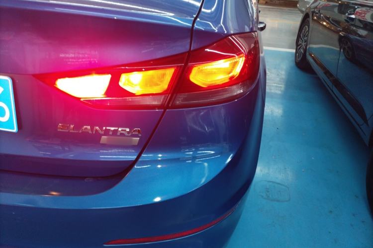 Used Hyundai Elantra (6th Generation / Lingdong) 2018 1.4T Dual-Clutch Xuan Dong · Dynamic Edition Exterior 6