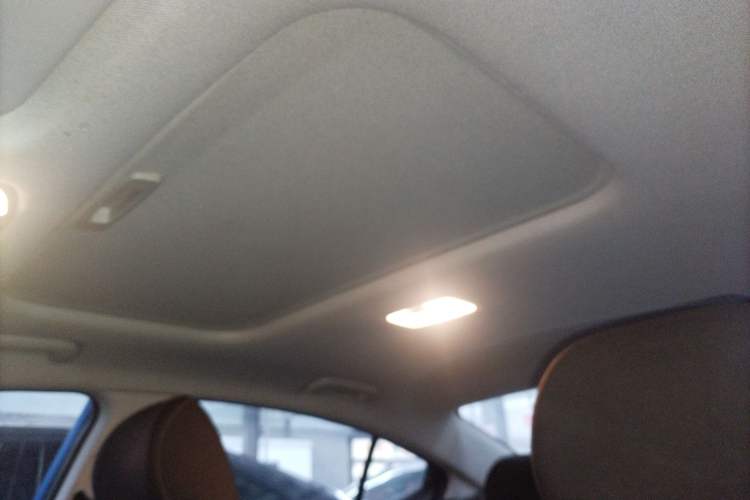 Used Hyundai Elantra (6th Generation / Lingdong) 2018 1.4T Dual-Clutch Xuan Dong · Dynamic Edition Headliner