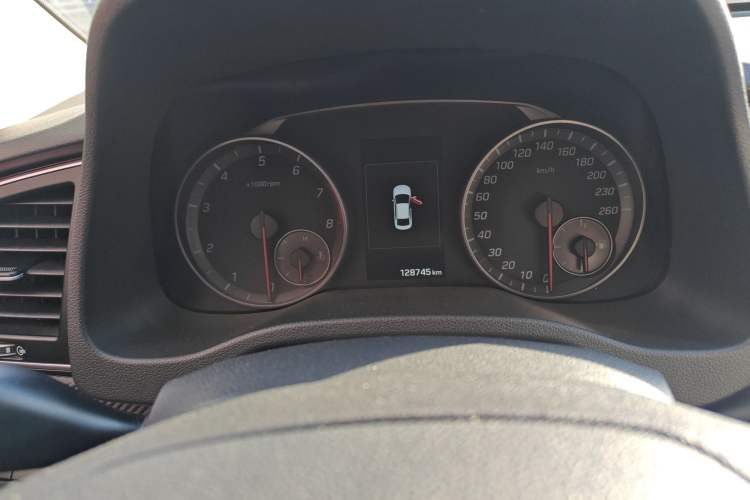 Used Hyundai Elantra (6th Generation / Lingdong) 2018 1.4T Dual-Clutch Xuan Dong · Dynamic Edition Instrument Cluster