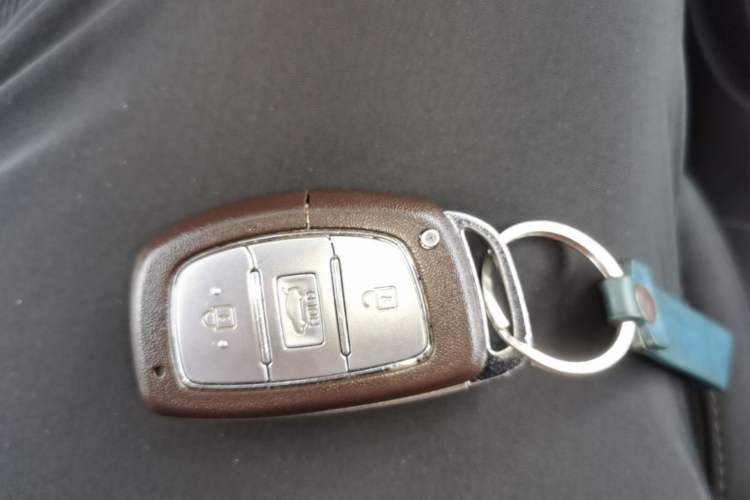 Used Hyundai Elantra (6th Generation / Lingdong) 2018 1.4T Dual-Clutch Xuan Dong · Dynamic Edition Interior 1