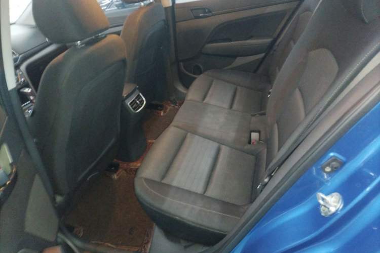 Used Hyundai Elantra (6th Generation / Lingdong) 2018 1.4T Dual-Clutch Xuan Dong · Dynamic Edition Interior 4