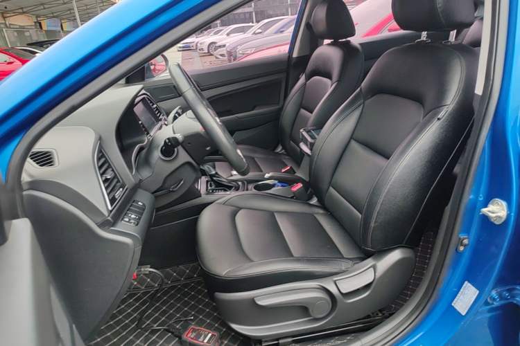 Used Hyundai Elantra (6th Generation / Lingdong) 2018 1.4T Dual-Clutch Xuan Dong · Dynamic Edition Left Front Seat