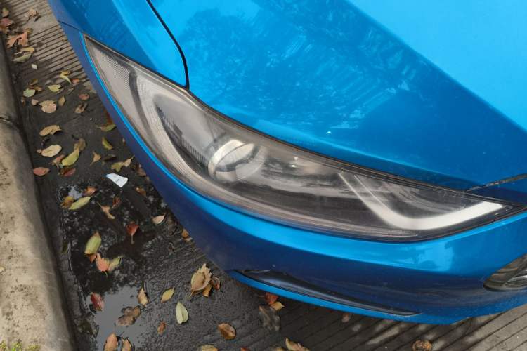 Used Hyundai Elantra (6th Generation / Lingdong) 2018 1.4T Dual-Clutch Xuan Dong · Dynamic Edition Right Front Headlight