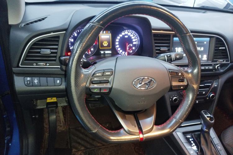 Used Hyundai Elantra (6th Generation / Lingdong) 2018 1.4T Dual-Clutch Xuan Dong · Dynamic Edition Steering Wheel